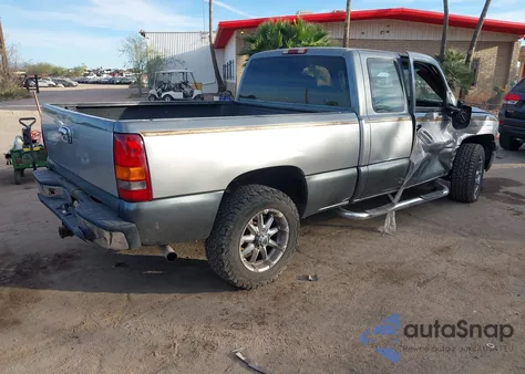 2002 Chevrolet Silverado 1500 Ls from USA, damaged, VIN 2GCEK19T721389486